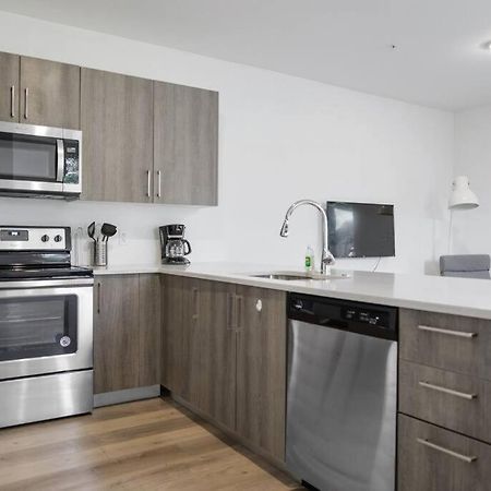Вилла Amazing Town House 15 Min From The Beach Wfree Parking Майами Экстерьер фото